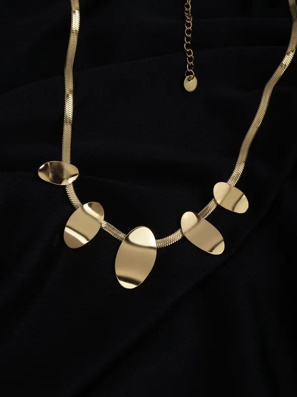 Golden_Premium_&_Elegant_Necklace_For_Women