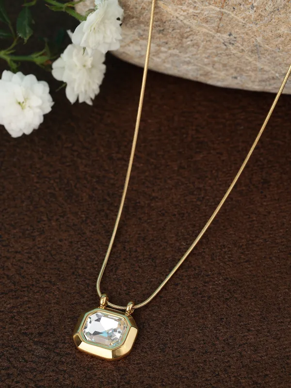 Golden_Premium_&_Elegant_Necklace_For_Women
