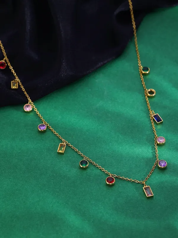 Golden_Premium_&_Elegant_Necklace_For_Women