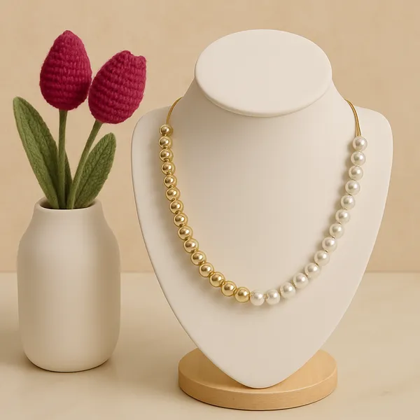 Golden_Premium_&_Elegant_Necklace_For_Women