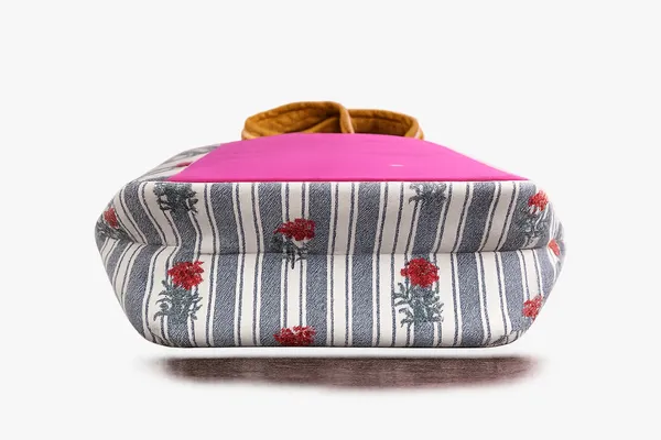 Ethnic_Printed_Tote_Bag_for_Women_with_Front_Zip_Pocket_&_Dual_Handles
