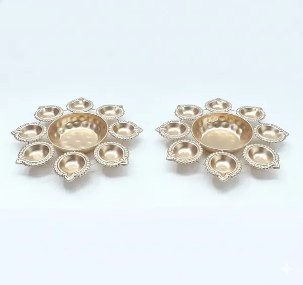 A_beautifully_Crafted_8_Diya_Metal_Urli_in_Gold_Color_Pack_of_2_Pc