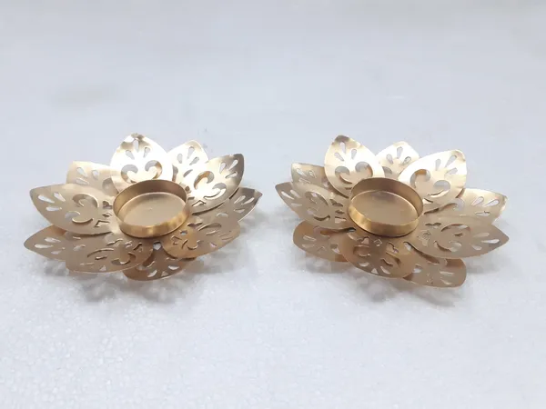 Flower_Shape_Metal_T-light_Holder_Cut_work_in_Gold_Color_Set_of_2_Pc