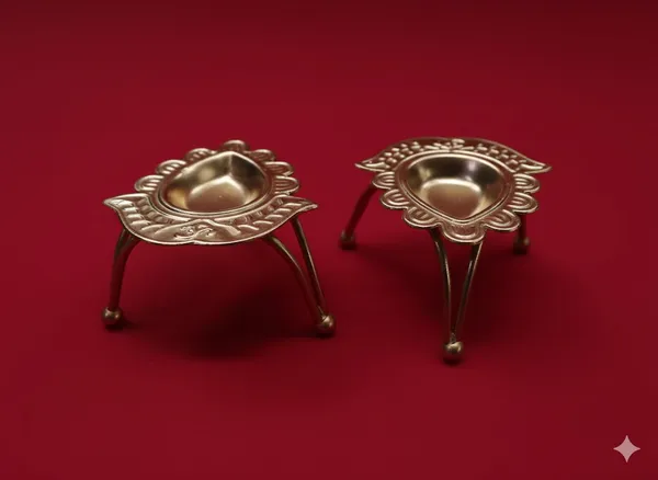 New_Design_Metal_Diyas_on_Stand_Set_of_2_Pc_