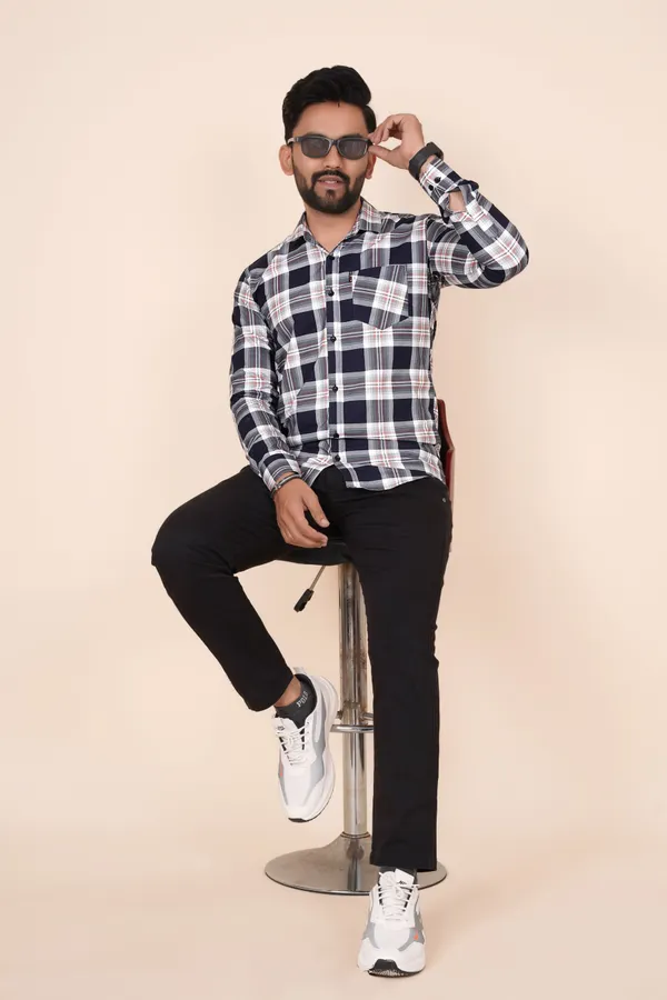 Blue_Cotton_Blend_Checkered_Regular_Fit_Shirt_For_Men