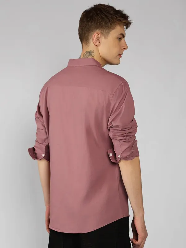Pink_Cotton_Blend_Solid_Regular_Fit_Shirt_For_Men