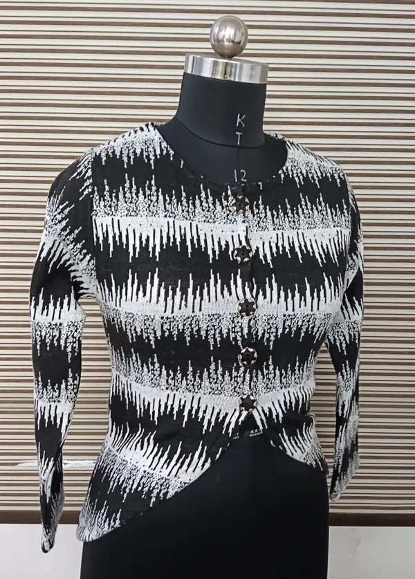 Black_Cotton_Blend_Regular_Casual_Sweater_For_Women