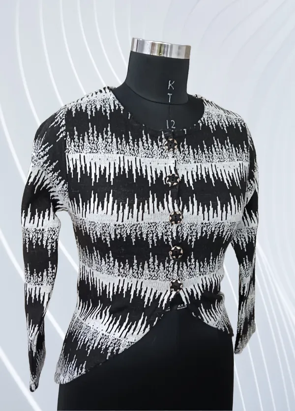 Black_Cotton_Blend_Regular_Casual_Sweater_For_Women
