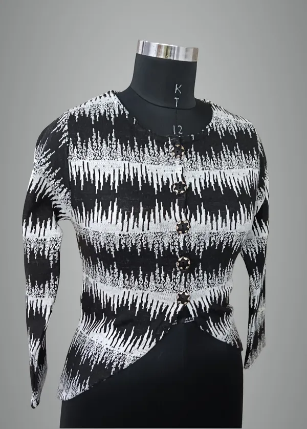 Black_Cotton_Blend_Regular_Casual_Sweater_For_Women