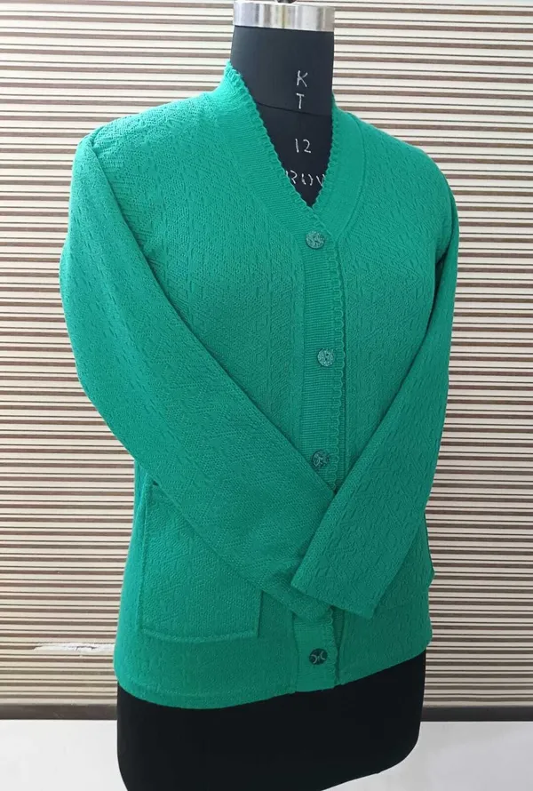 Green_Acrylic_Blend_Regular_Casual_Sweater_For_Women