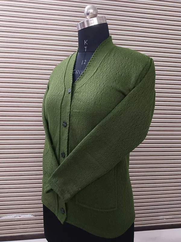 Dark_Green_Acrylic_Blend_Regular_Casual_Sweater_For_Women