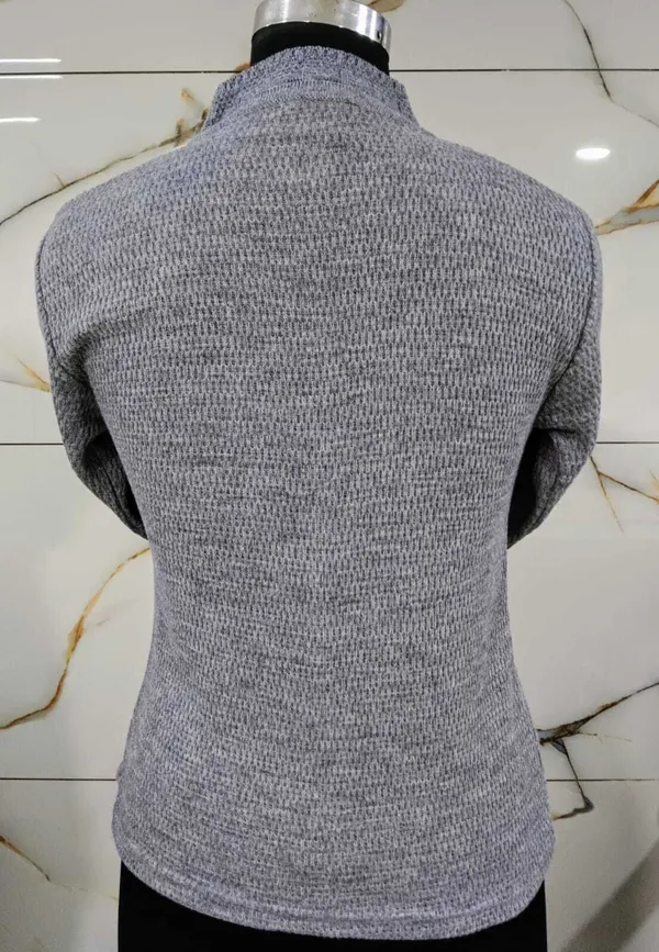Grey_Cotton_Blend_Regular_Casual_Sweater_For_Women