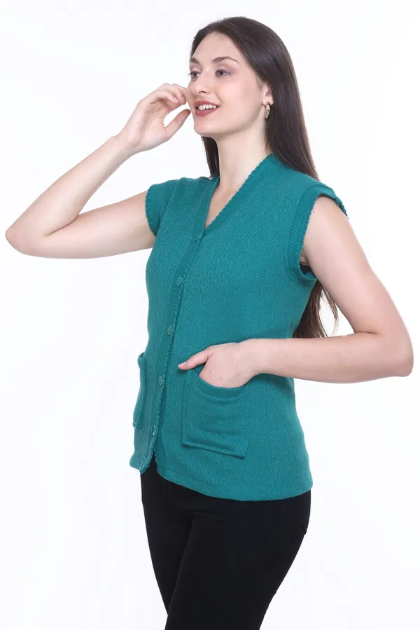 Green_Cotton_Blend_Regular_Casual_Sweater_For_Women