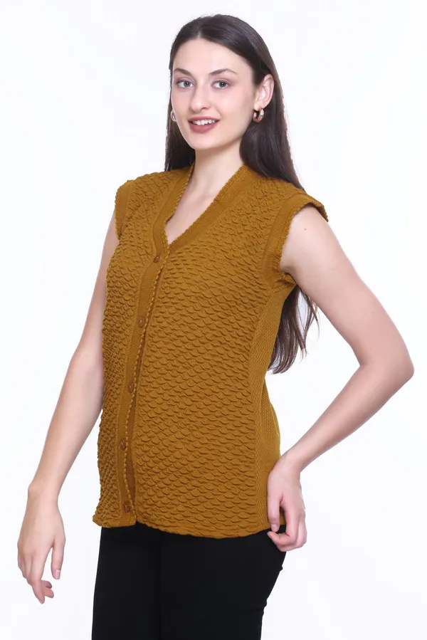Gold_Cotton_Blend_Regular_Casual_Sweater_For_Women