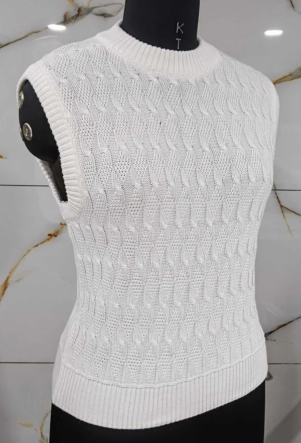 White_Cotton_Blend_Regular_Casual_Sweater_For_Women