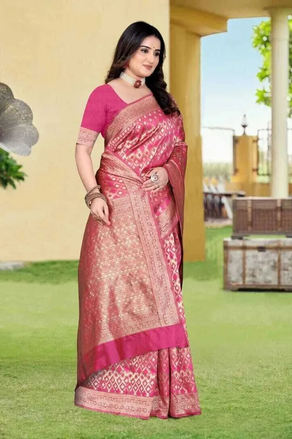 Pink_Silk_Blend_Self_Design_Banarasi_Saree_For_Women