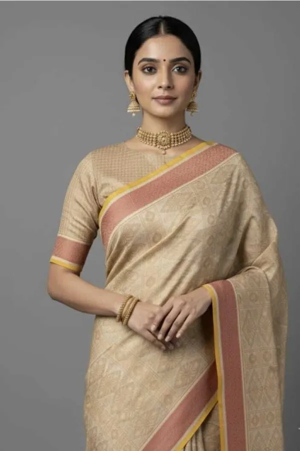 Cream_Silk_Blend_Printed_Daily_Wear_Saree_For_Women
