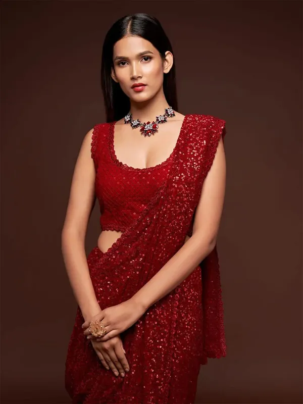 Women's_Heavy_Georgette_Sequins_work_Saree_with_Unstitched_Blouse_Piece