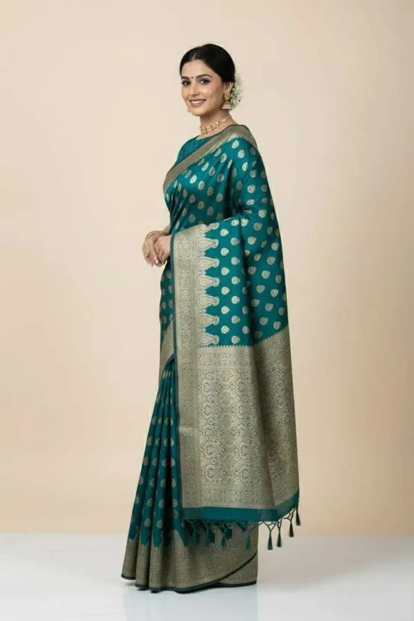 Green_Silk_Blend_Self_Design_Banarasi_Saree_For_Women