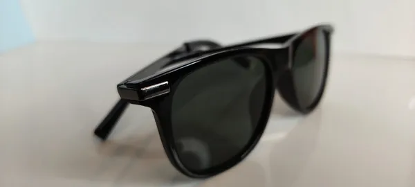 Smokey_Black_Wayfarer_Sunglasses_for_Men_and_Women