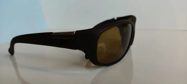Smokey_Brown_Black_Wayfarer_Sunglasses_for_Men_and_Women