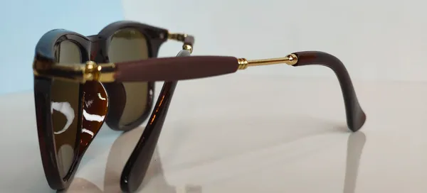 Black_Brown,_Gold_Premium_Square_Sunglasses_for_Men_and_Women