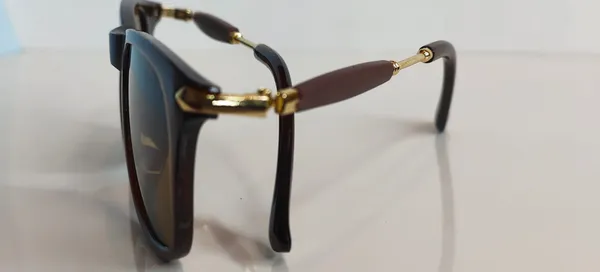 Black_Brown,_Gold_Premium_Square_Sunglasses_for_Men_and_Women