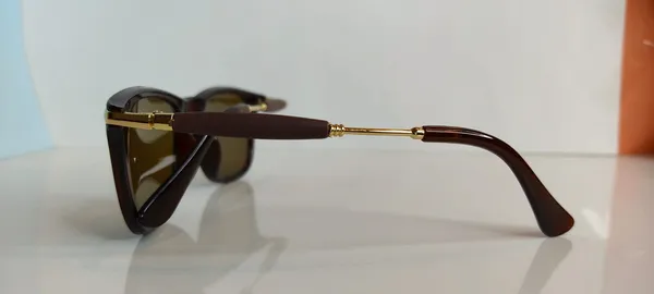 Black_Brown,_Gold_Premium_Square_Sunglasses_for_Men_and_Women