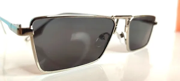 Black_and_Silver_Navigator_Sunglasses_for_Men_and_Women