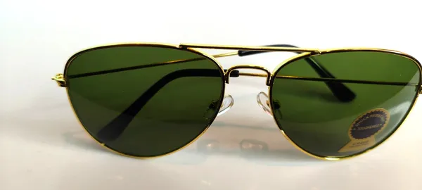 Green/Golden_100%_UV_Protection_Aviator_Sunglasses_for_Men_and_Women