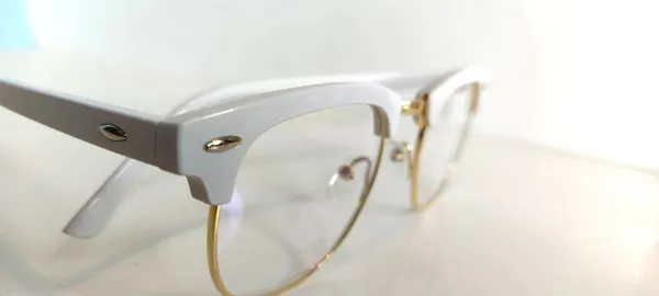 Eyewear_Half_Frame_Semi-Rimless_White/Gold_Clear_Lens_Richkart_Style_Glasses_for_Men_and_Women