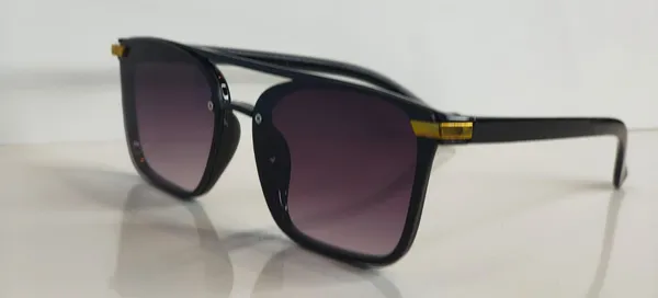 Black_Square_Sunglasses_for_Men_and_Women