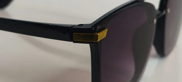 Black_Square_Sunglasses_for_Men_and_Women