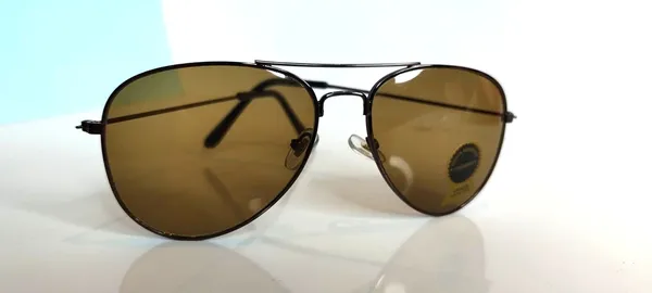 Brown_Aviator_Sunglasses_for_Men_and_Women