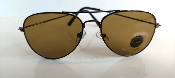 Brown_Aviator_Sunglasses_for_Men_and_Women