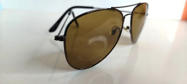 Brown_Aviator_Sunglasses_for_Men_and_Women