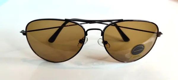 Brown_Aviator_Sunglasses_for_Men_and_Women