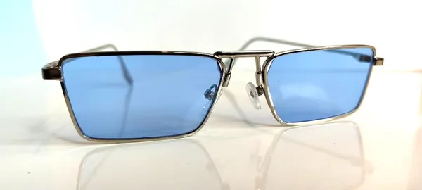 Sky_Blue,_Silver_Navigator_Sunglasses_for_Men_and_Women