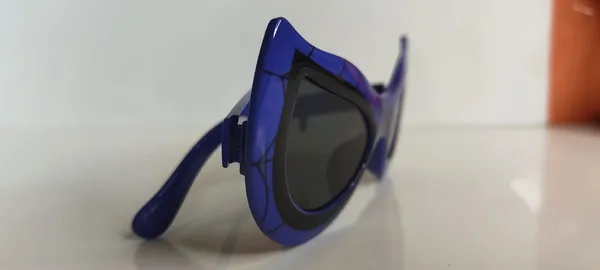 Blue_Spiderman_Wayfarer_Sunglasses_(Red,_Full_Rim,_Wayfarer,_Kids)Boys_and_Girls