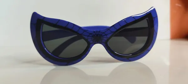 Blue_Spiderman_Wayfarer_Sunglasses_(Red,_Full_Rim,_Wayfarer,_Kids)Boys_and_Girls