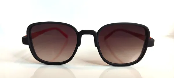 Richkart_Polarized_Sunglasses_for_KIDS_(Boy_&_Girl)_Matt_Red_&_Black_Frame