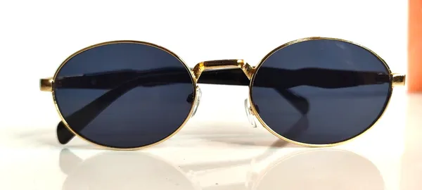 Golden_Oval_Sunglasses_For_Men_&_Women