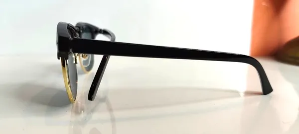 Black_and_Gold_Round_Sunglasses_for_Women__For_Men_&_Women