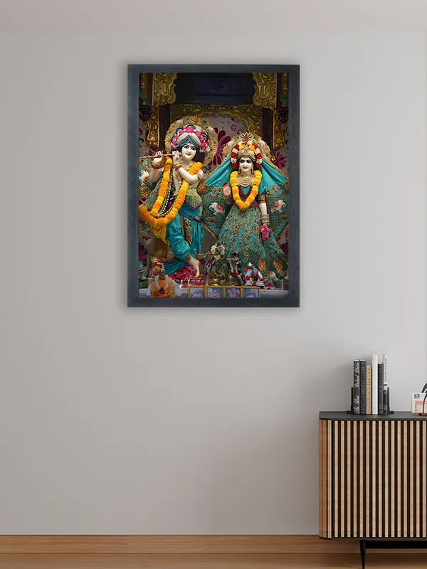 Radha_Krishna_Photo_Frame_For_Wall_Mounted_Painting_(10_*_14_Inches)_(With_Frame)
