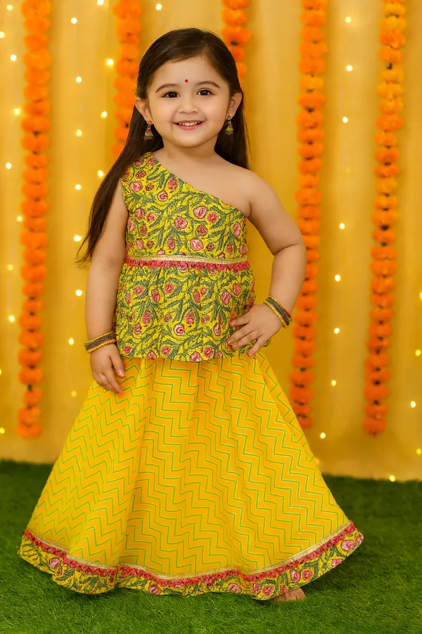 Multicolor_Cotton_Kurta_Pajama_Set_For_Girl