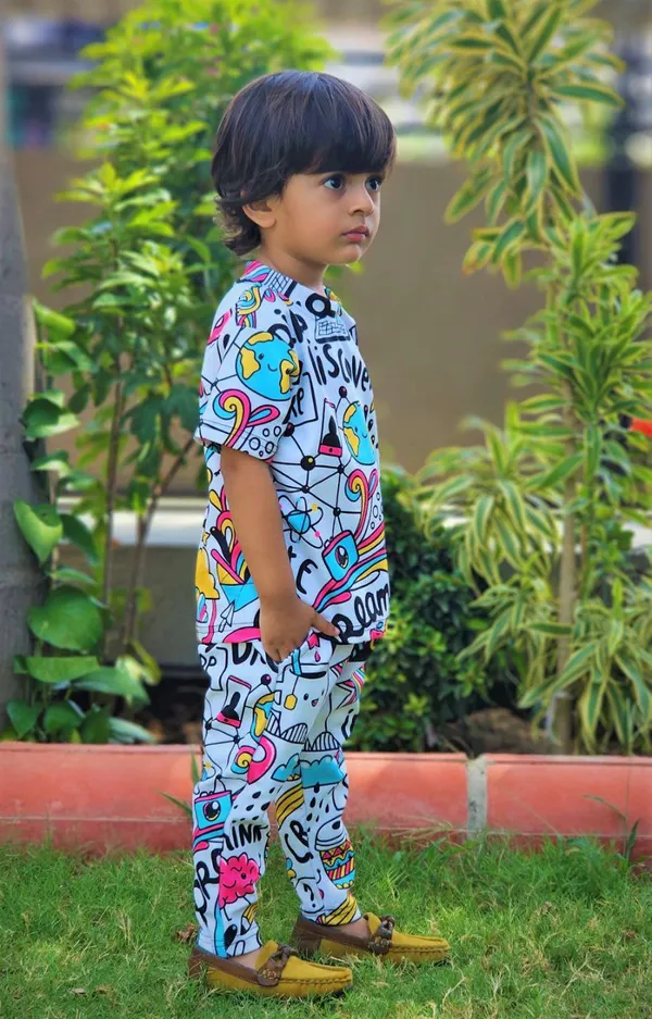 Froquiliz_Boys_Cartoon_Print_T-Shirt_&_Pant_Set