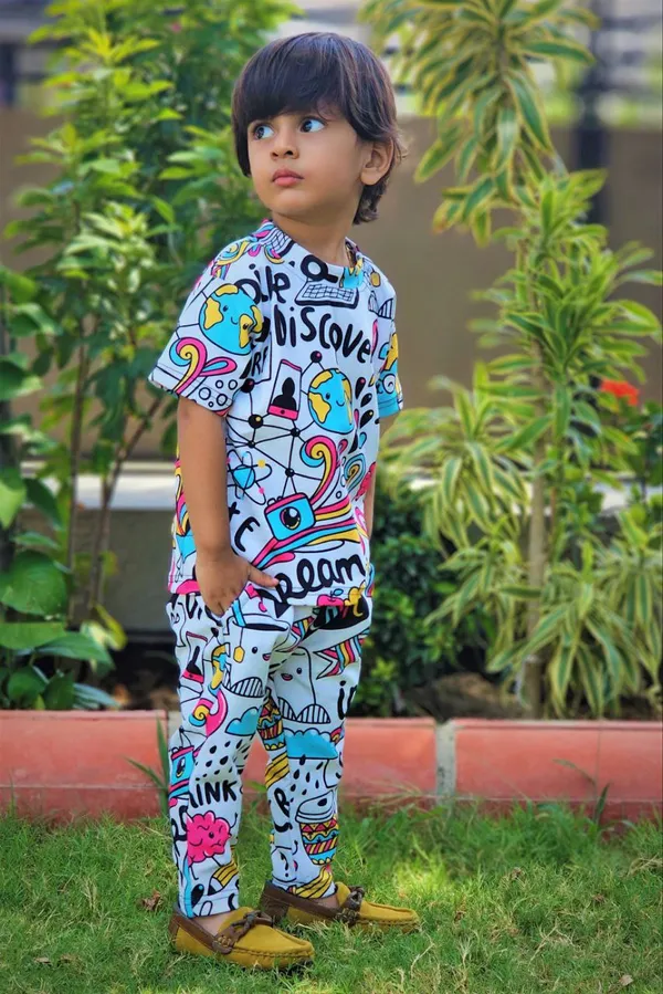 Froquiliz_Boys_Cartoon_Print_T-Shirt_&_Pant_Set