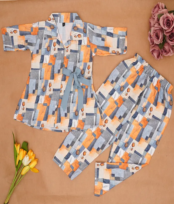 Froquiliz_GeoCharm_Girls_Printed_Night_Suit