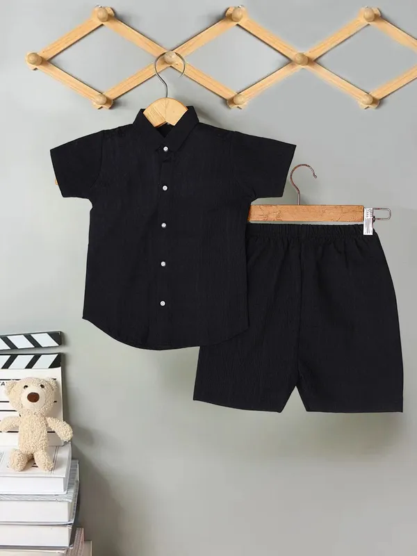 Kids_Classic_Black_Casual_Shirt_Shorts_Set
