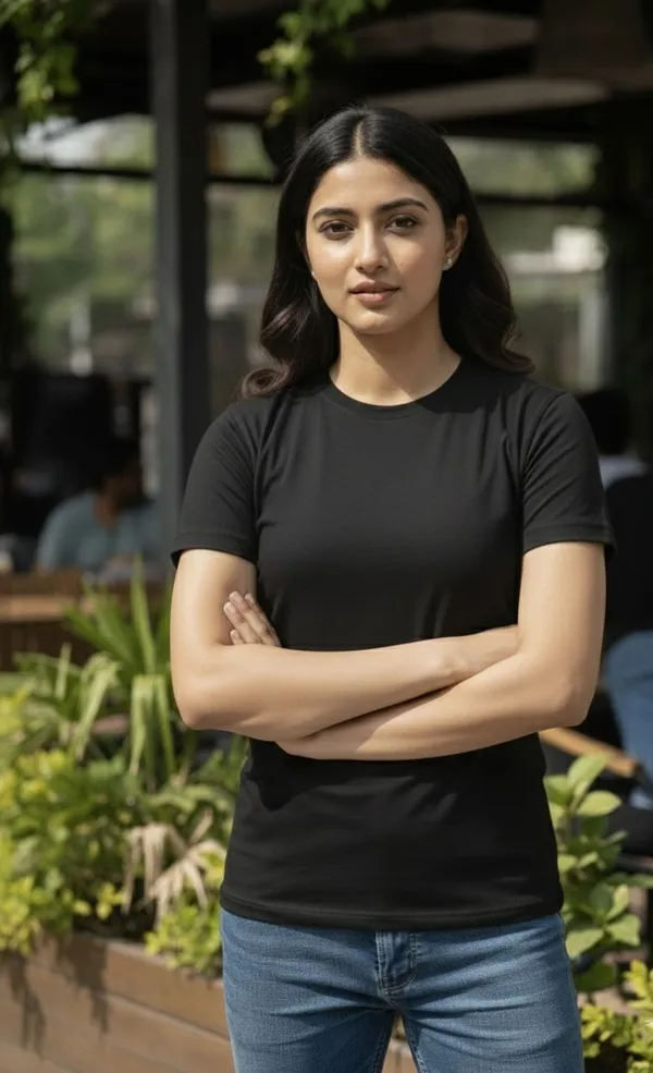 Black_Solid_Round_Neck_T-Shirt_For_Women